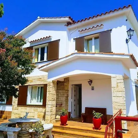 Cal Rusc Allotjament Rural Bed & Breakfast Crespia